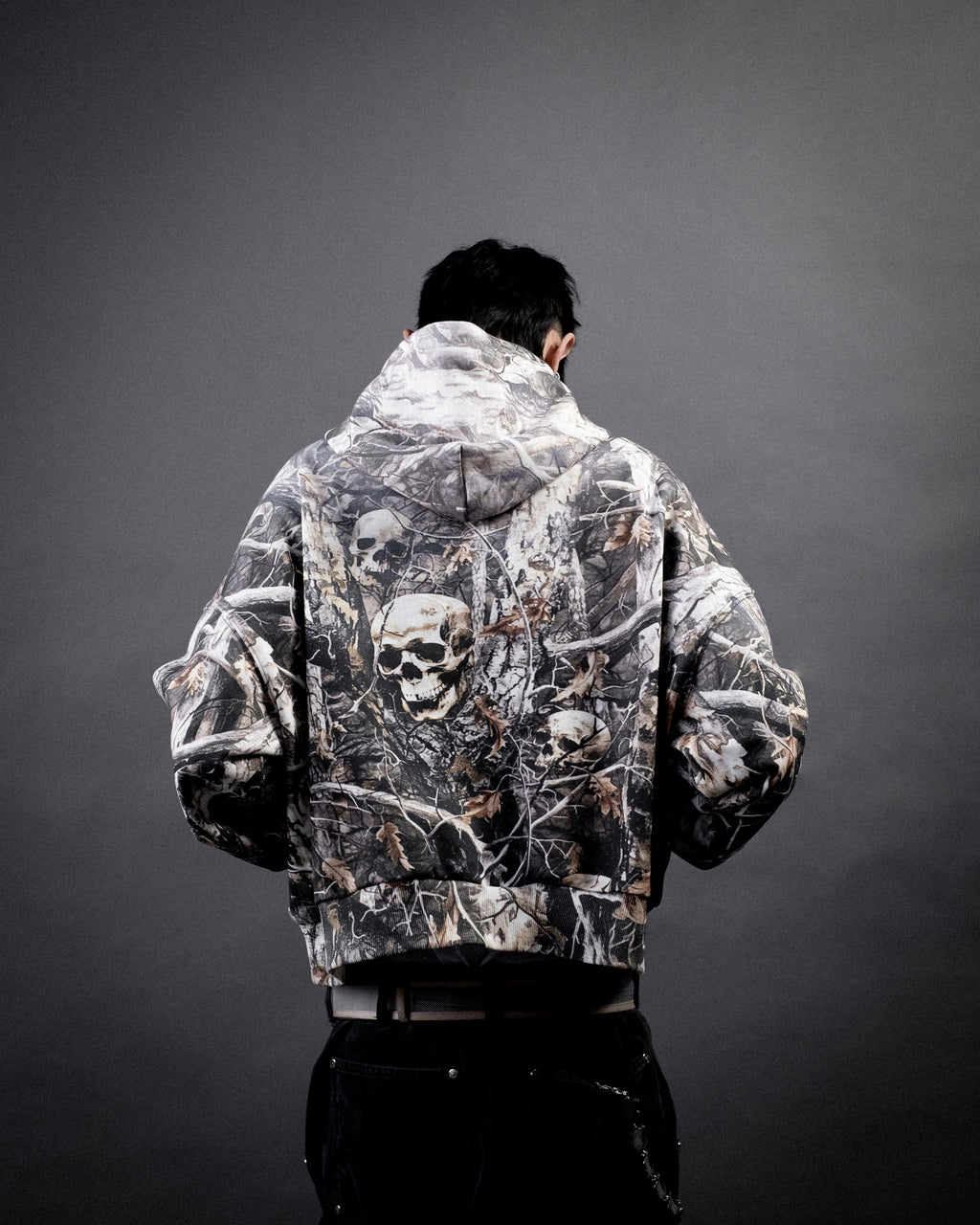 [PRE-ORDER] FEARTREE CAMO HOODIE