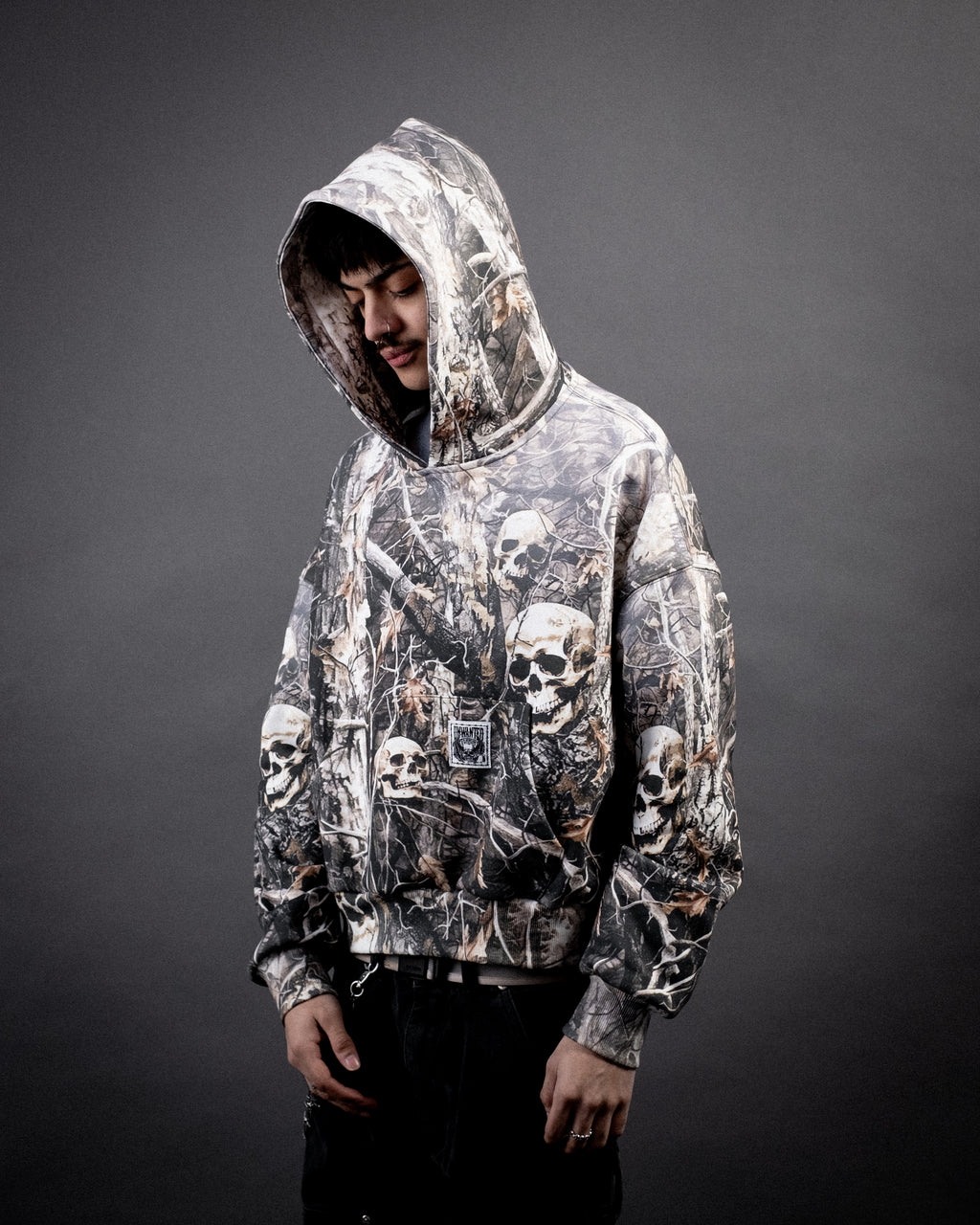 [PRE-ORDER] FEARTREE CAMO HOODIE