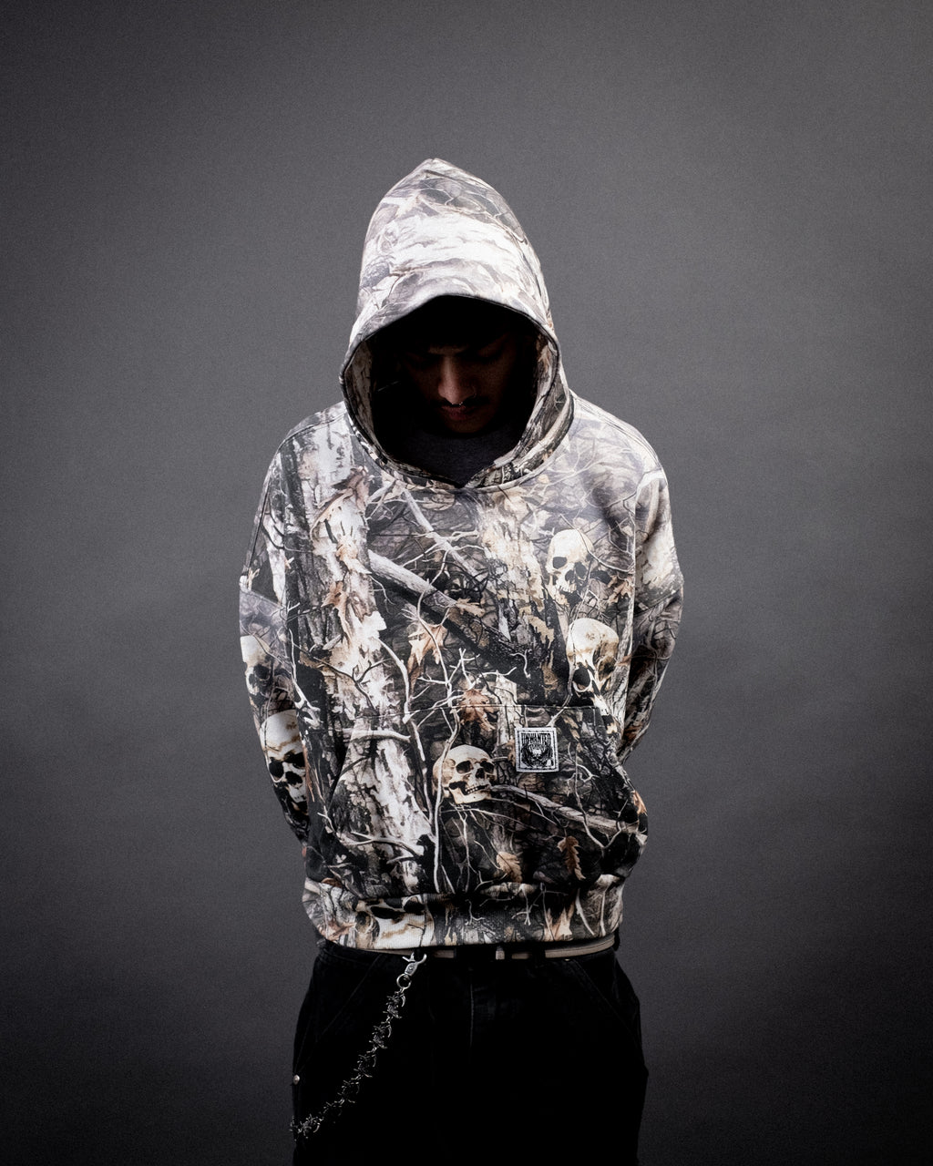 [PRE-ORDER] FEARTREE CAMO HOODIE