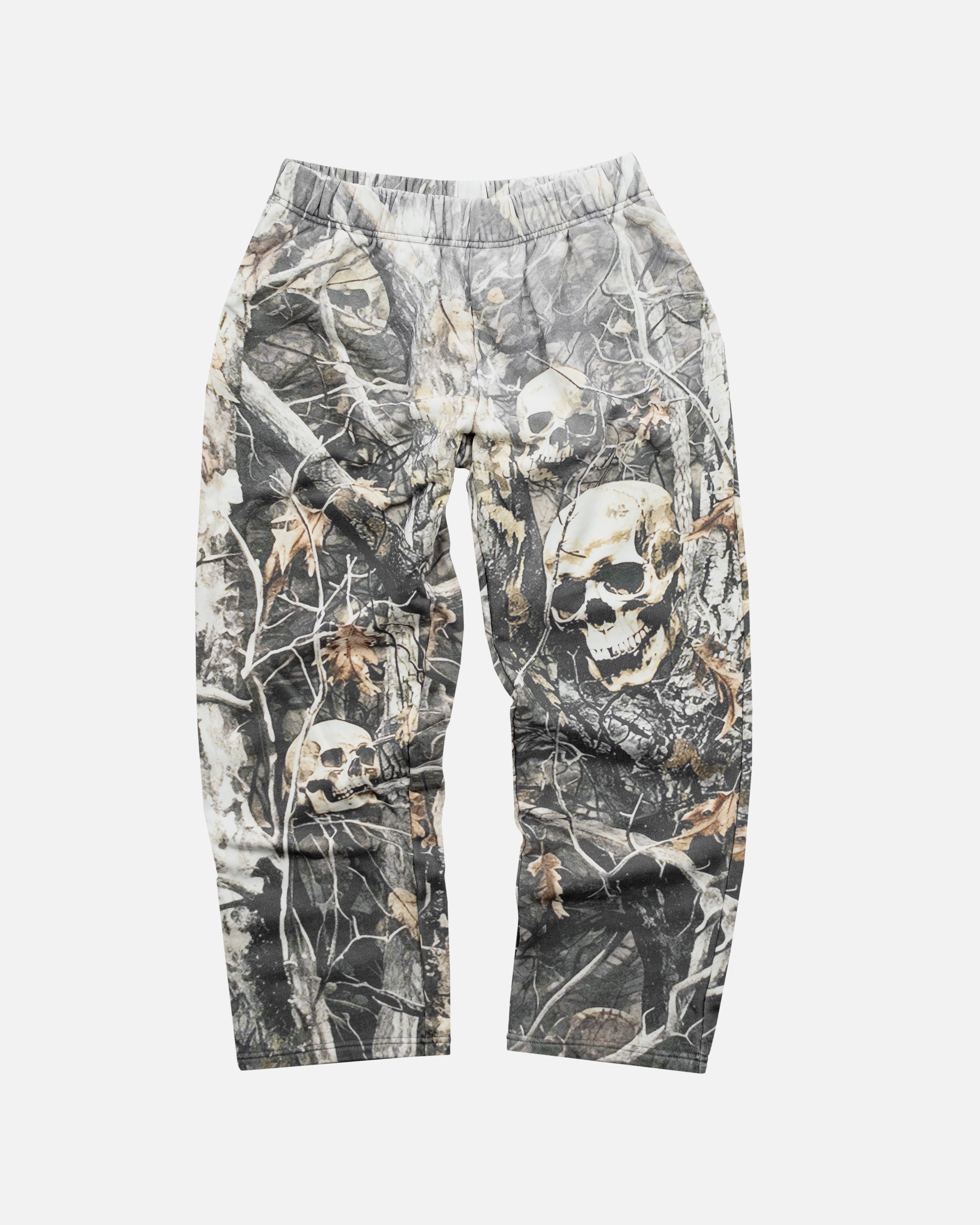 [PRE-ORDER] FEARTREE CAMO SWEATPANTS