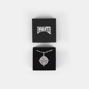 DECEPTION PENDANT